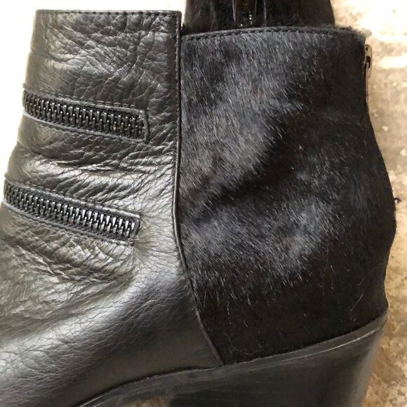 Solsana Ankle Boots   - Picture 4 of 4